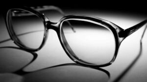 Penyebab Mata Minus dan Harga Lensa Kaca Mata Minus Terbaik